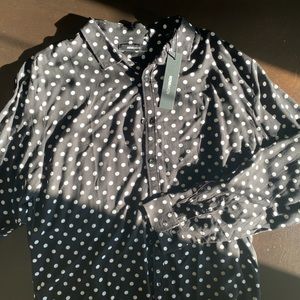Men’s polka dot dress shirt